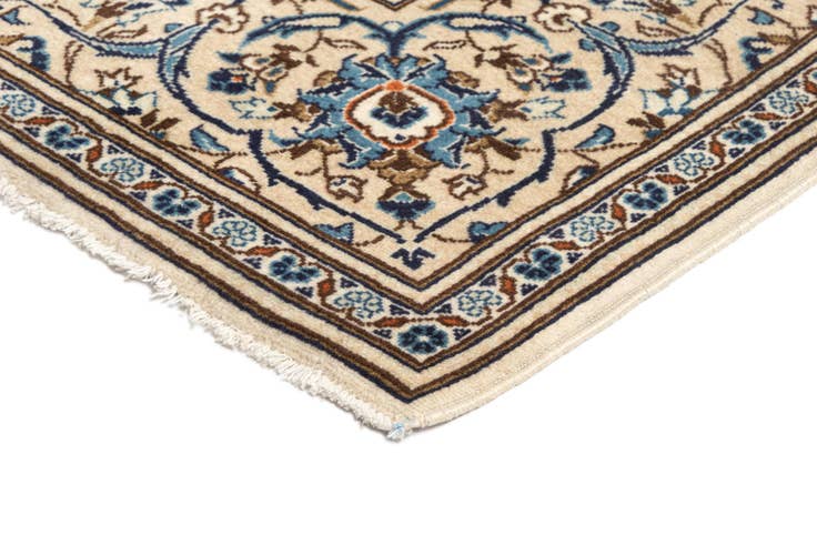 Detail image of 6' 9 x 10' 4 Kashan Wool Rug