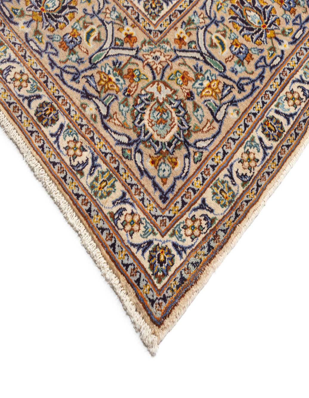 Detail image of  9' 5 x 13' 5 Kashan Wool Rug