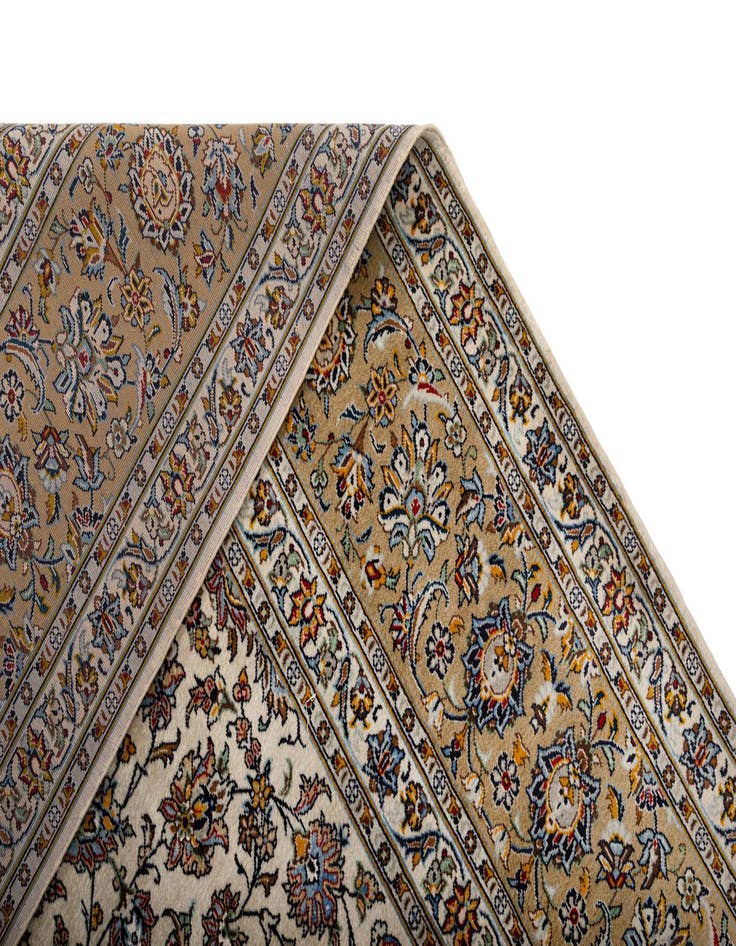 Detail image of 9' 8 x 12' 11 Kashan Wool Rug