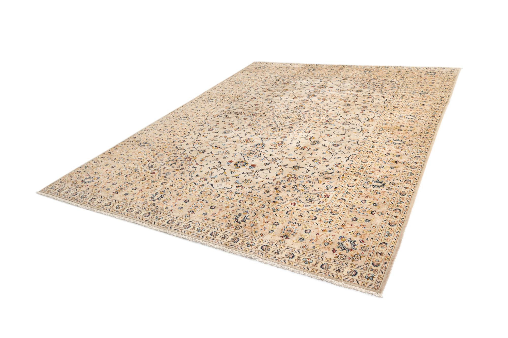 9' 8 x 12' 8 Kashan Wool Rug