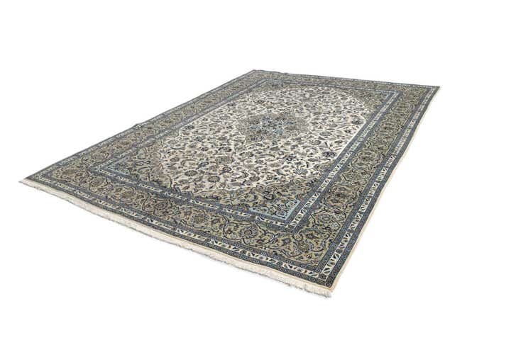 9' 8 x 13' 5 Kashan Wool Rug