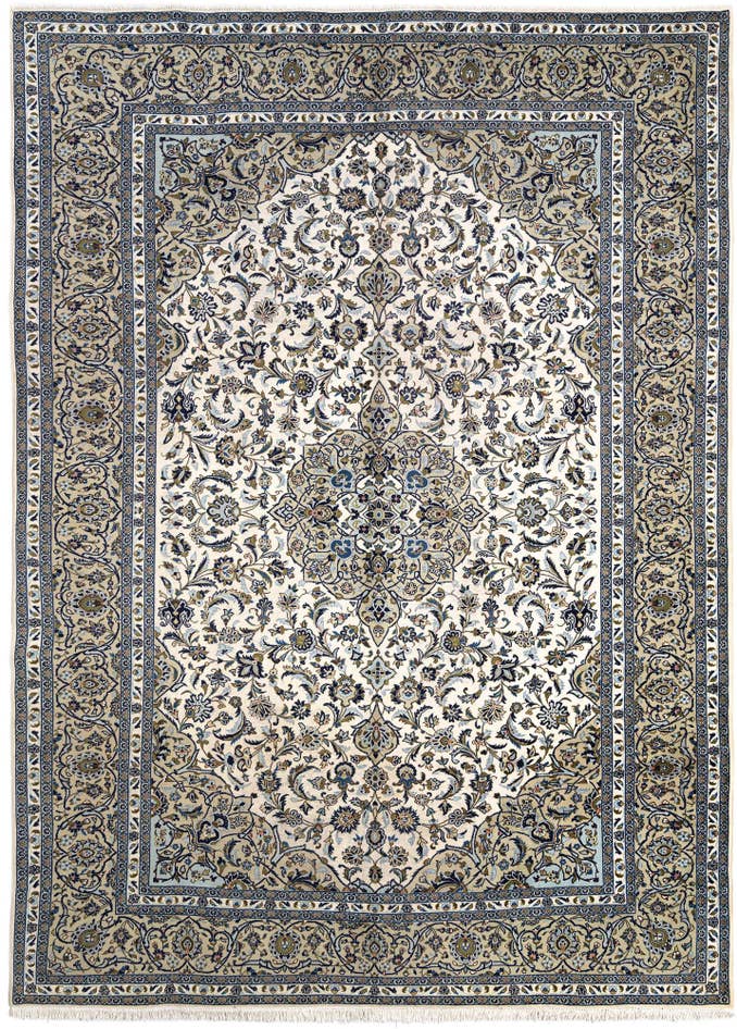 Detail image of 9' 8 x 13' 5 Kashan Wool Rug