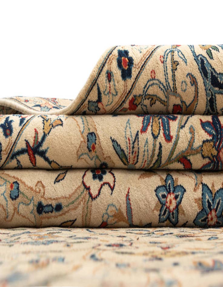 Detail image of 7' 3 x 10' 1 Kashan Wool Rug