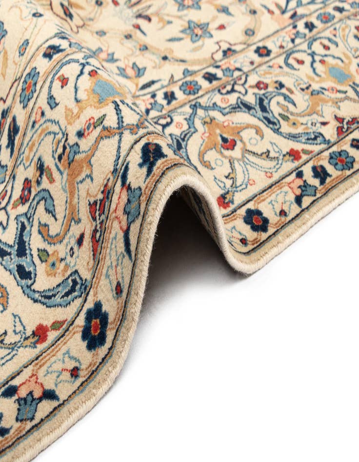 Detail image of 7' 3 x 10' 1 Kashan Wool Rug