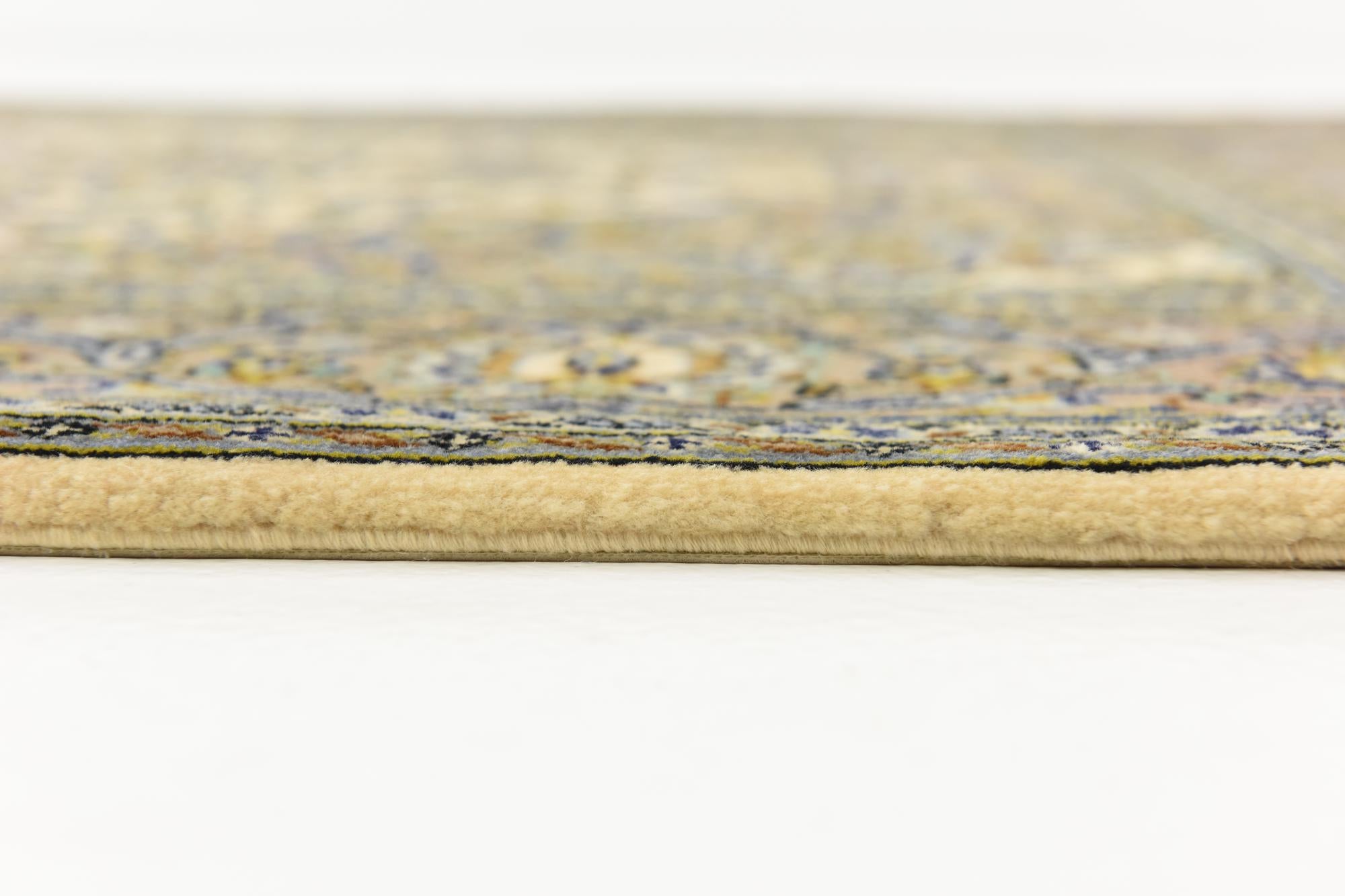 4' 6 x 7' 4 Hand Knotted Kashan Persian Rug