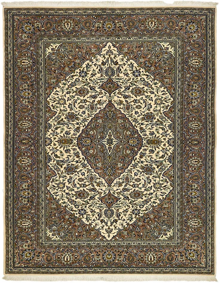 Detail image of 4' 6 x 7' 4 Hand Knotted Kashan Persian Rug