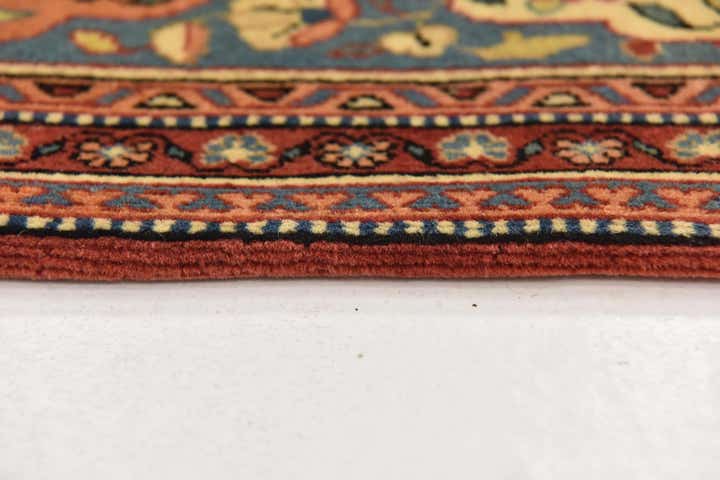 4' 6 x 6' 9 Hand Knotted Kashan Persian Rug
