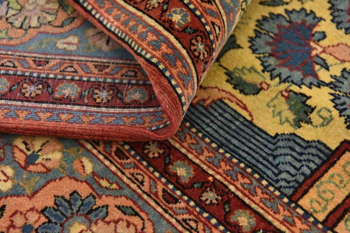 4' 6 x 6' 9 Hand Knotted Kashan Persian Rug