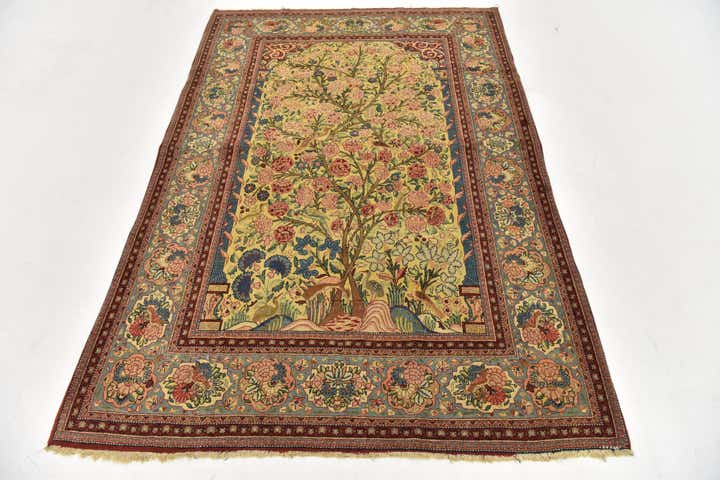 4' 6 x 6' 9 Hand Knotted Kashan Persian Rug