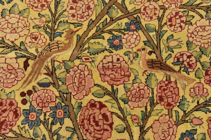 4' 6 x 6' 9 Hand Knotted Kashan Persian Rug