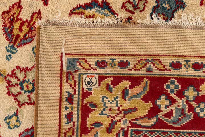 3' 11 x 7' 3 Hand Knotted Kashan Wool Rug