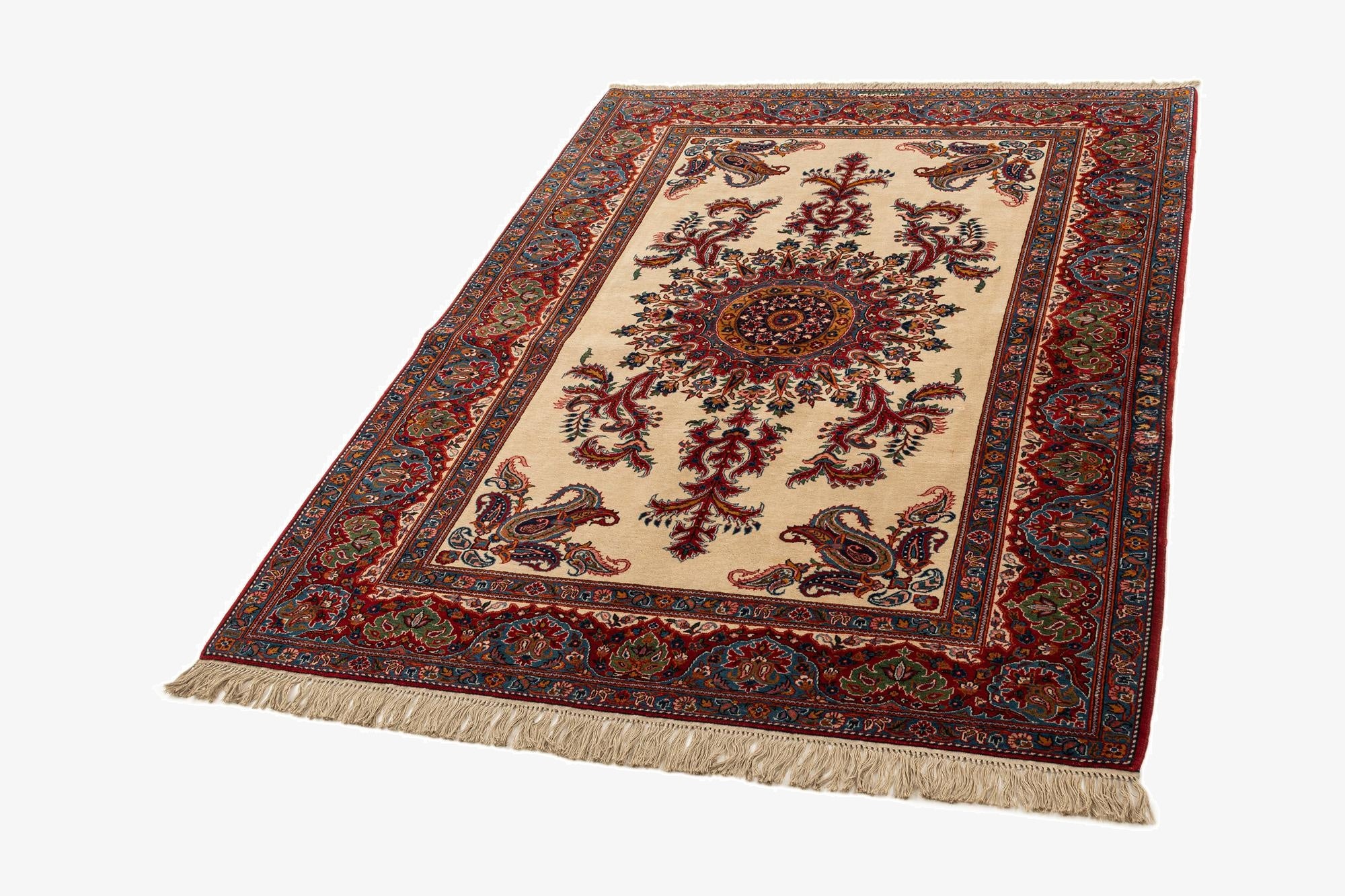 4' 11 x 6' 10 Kashan Rug
