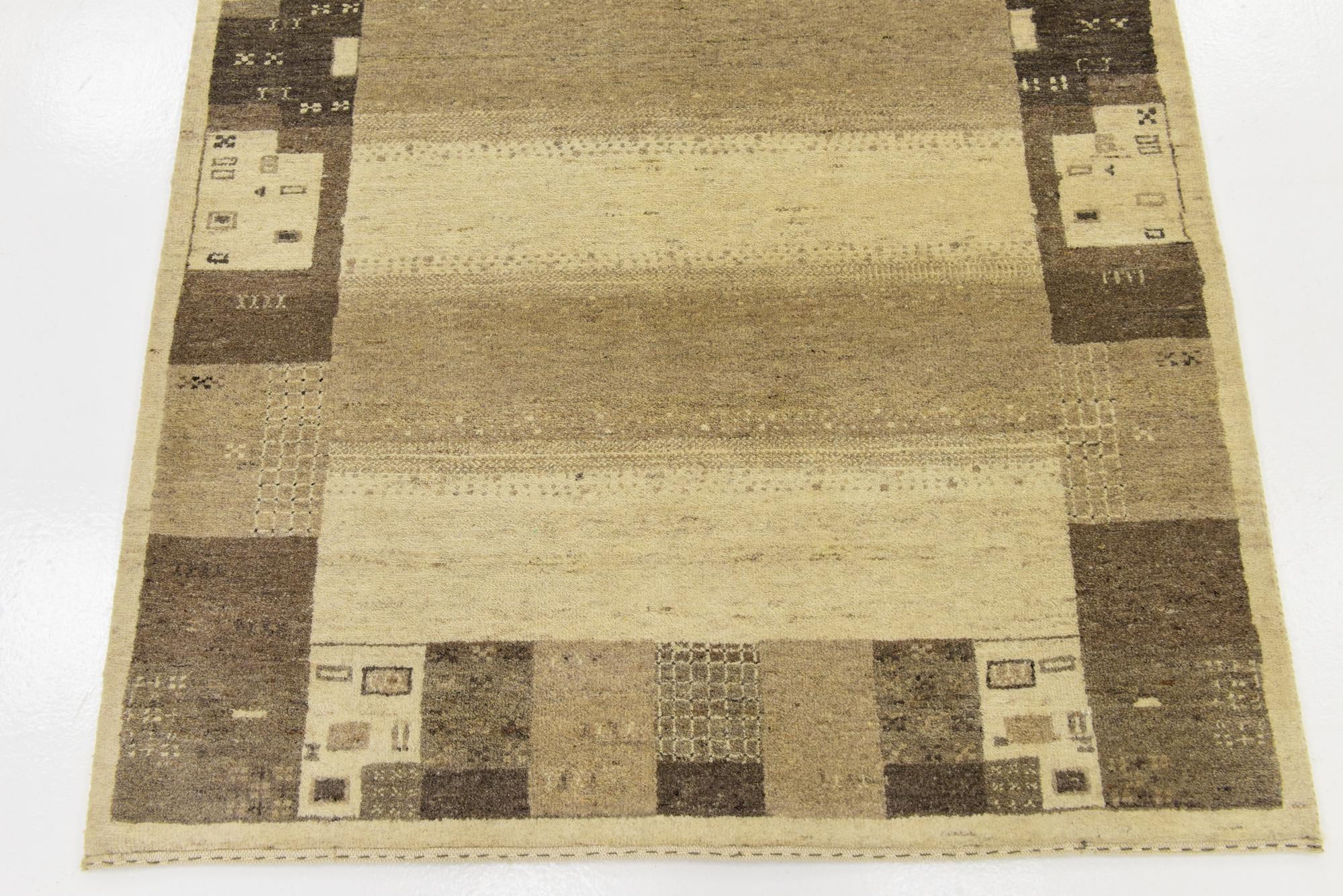 4' x 6' 2 Hand Knotted Kashkuli Gabbeh Wool Rug