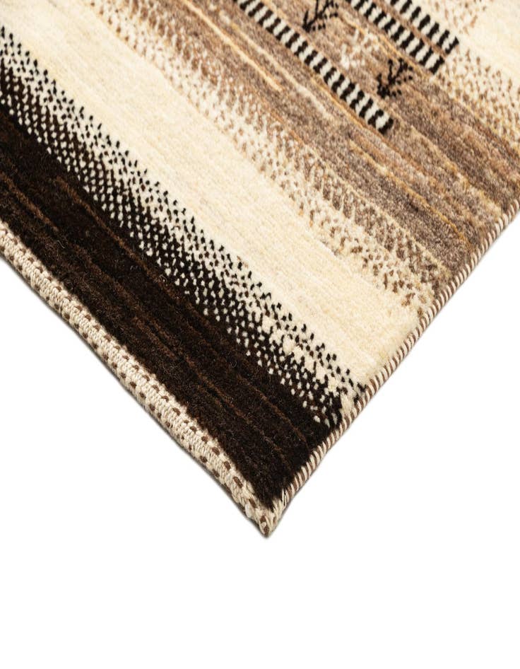 Detail image of 5' x 6' 10 Hand Knotted Kashkuli Rug