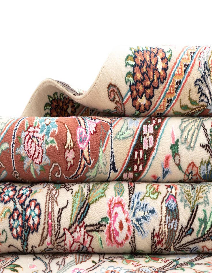 Detail image of 9' 6 x 12' 10 Kashmar Wool Rug