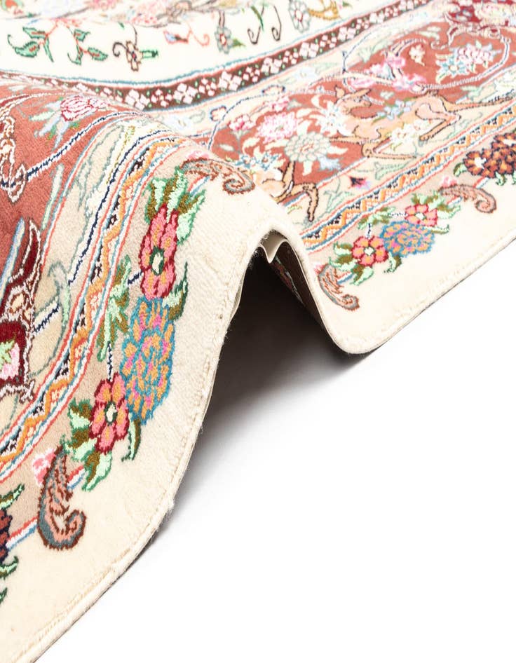 Detail image of 9' 6 x 12' 10 Kashmar Wool Rug