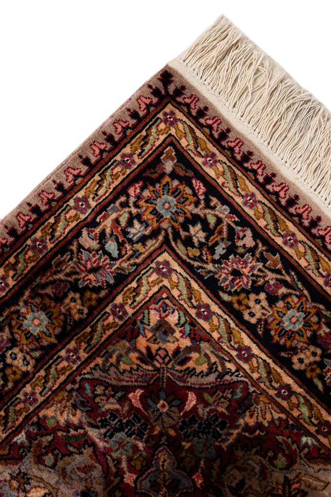 4' 1 x 6' 1 Hand Knotted Kashmir Rug