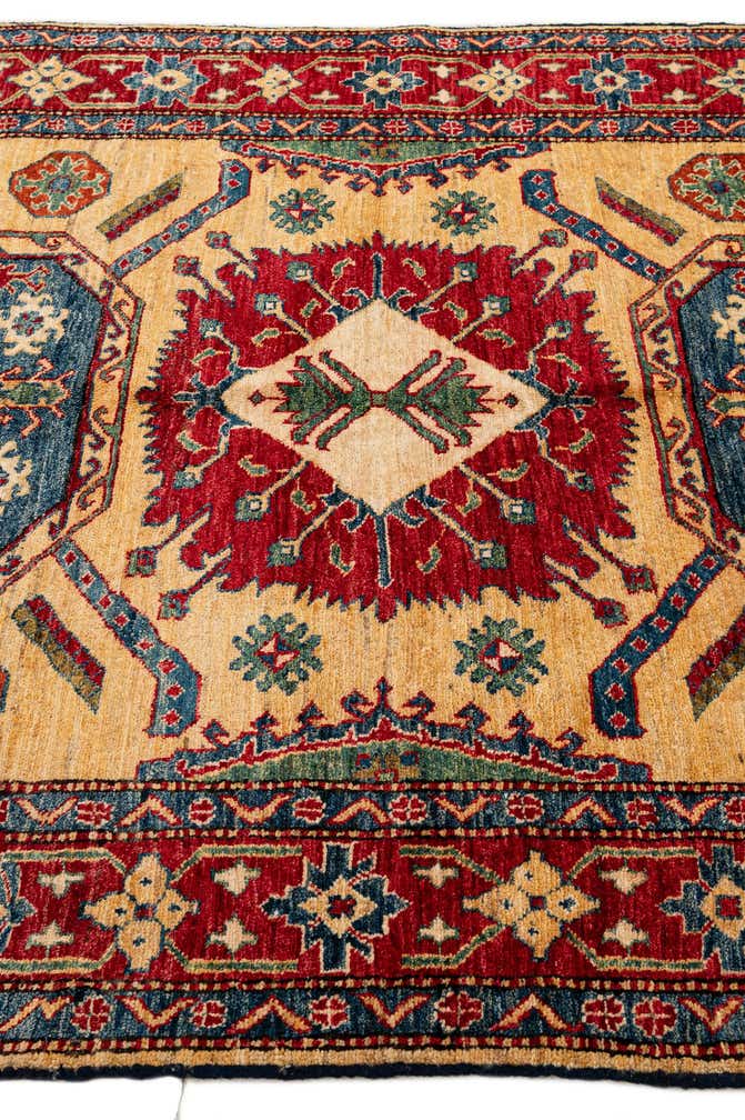 4' 9 x 8' 4 Hand Knotted Kazak Wool Rug