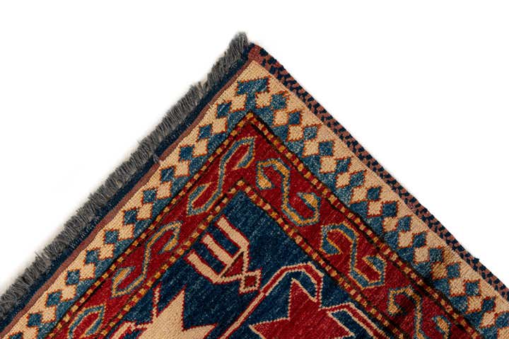 5' 10 x 8' 6 Hand Knotted Kazak Wool Rug