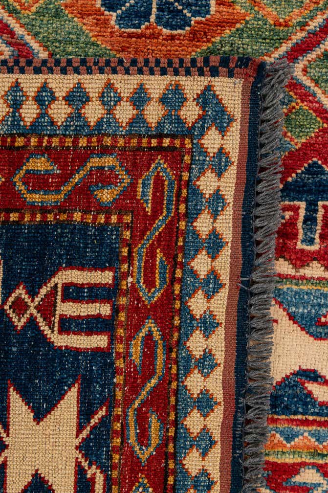 5' 10 x 8' 6 Hand Knotted Kazak Wool Rug