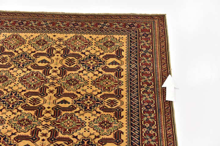 4' 10 x 5' 10 Hand Knotted Kazak Oriental Rug