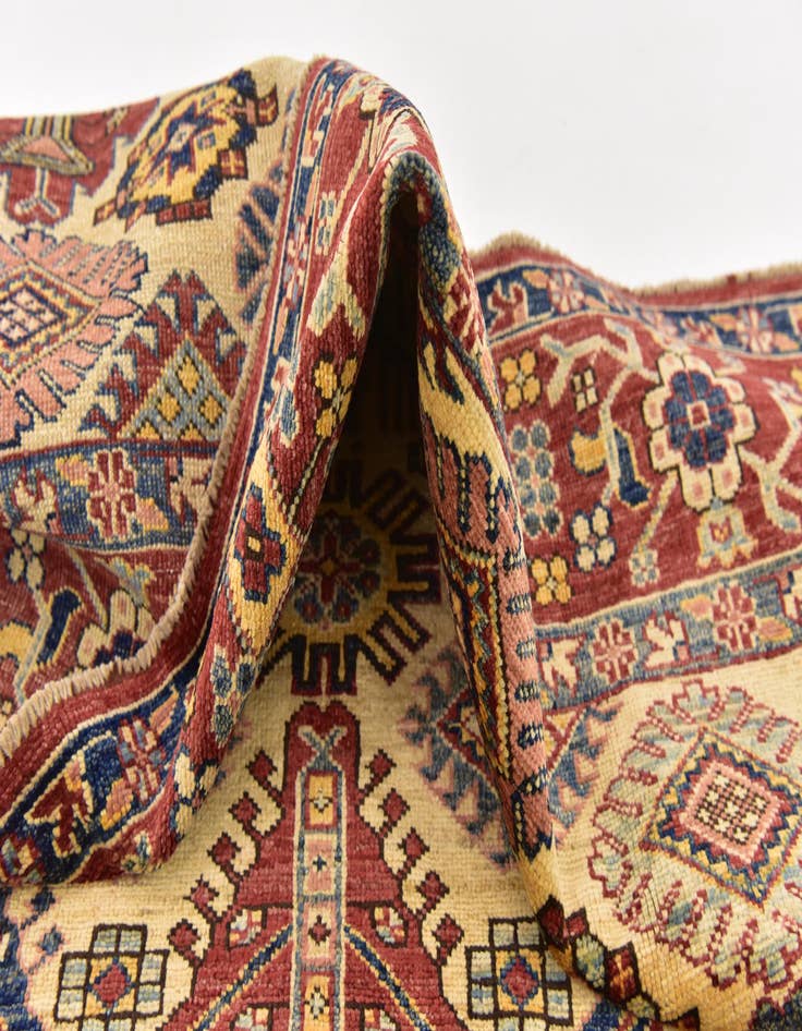 Detail image of 6' x 8'  Hand Knotted Kazak Oriental Rug