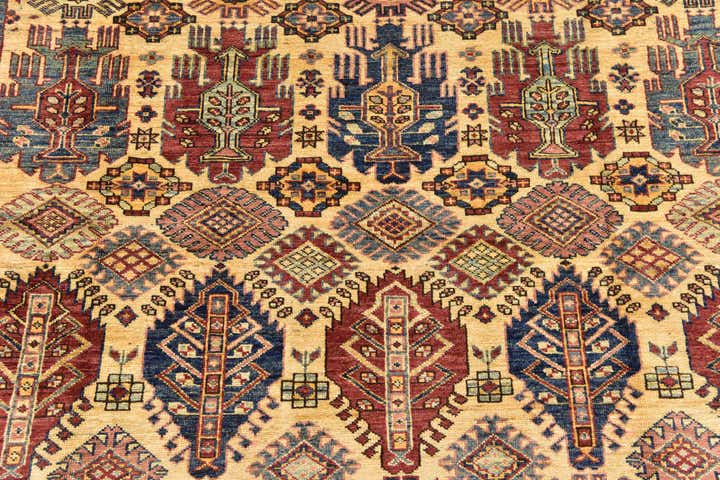 6' x 8' Hand Knotted Kazak Oriental Rug