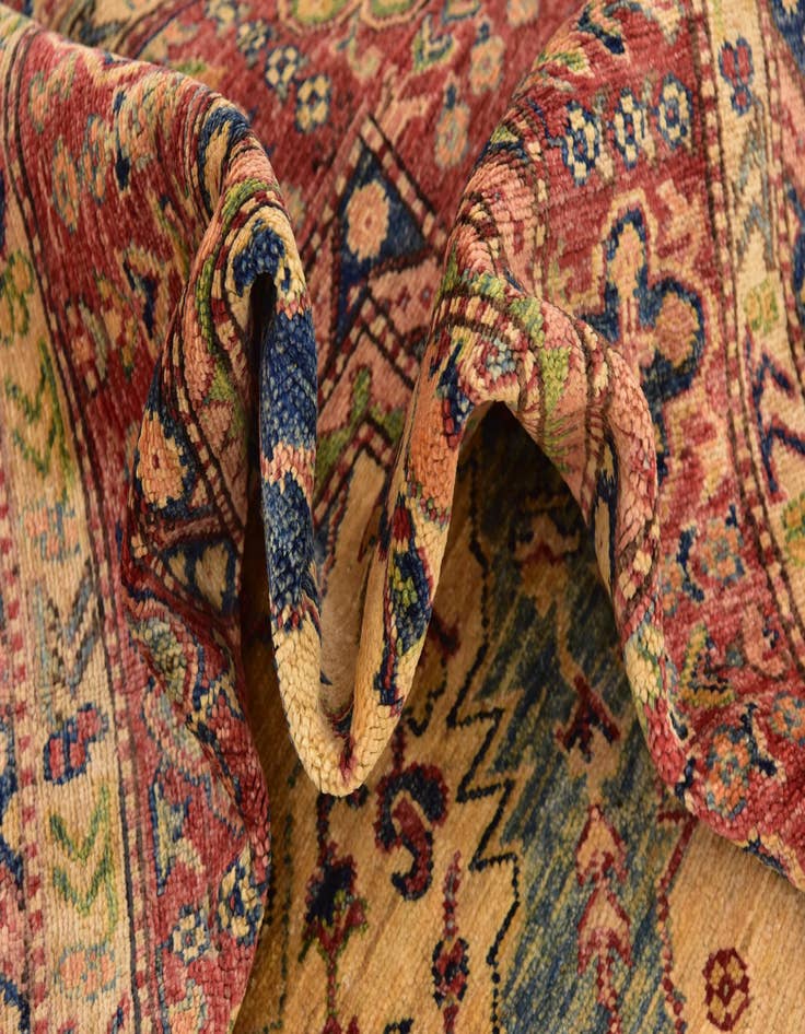 Detail image of 6' 8 x 10' 4  Hand Knotted Kazak Oriental Rug