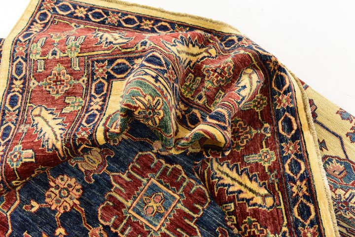 6' x 7' 8 Hand Knotted Kazak Rug