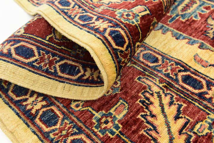 6' x 7' 8 Hand Knotted Kazak Rug