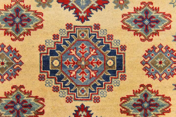 4' 2 x 6' Hand Knotted Kazak Rug