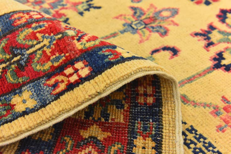 Detail image of 4' x 6' Hand Knotted Kazak Rug