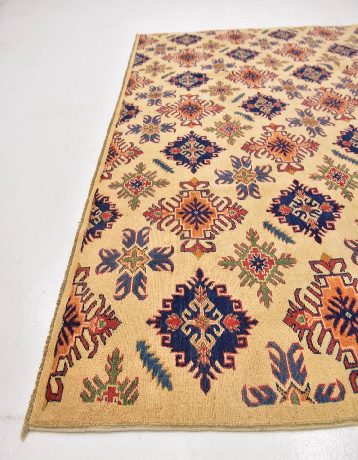 Detail image of 6' 9 x 8' 7  Hand Knotted Kazak Rug