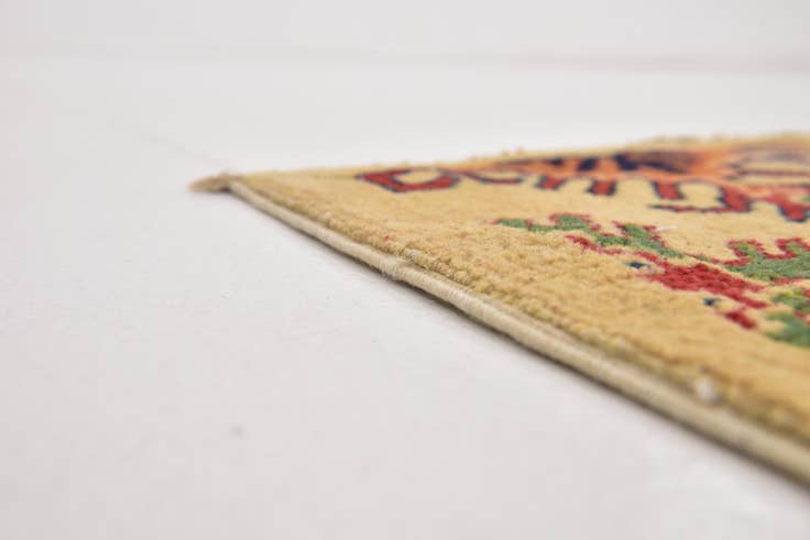 Detail image of 6' 9 x 8' 7 Hand Knotted Kazak Rug