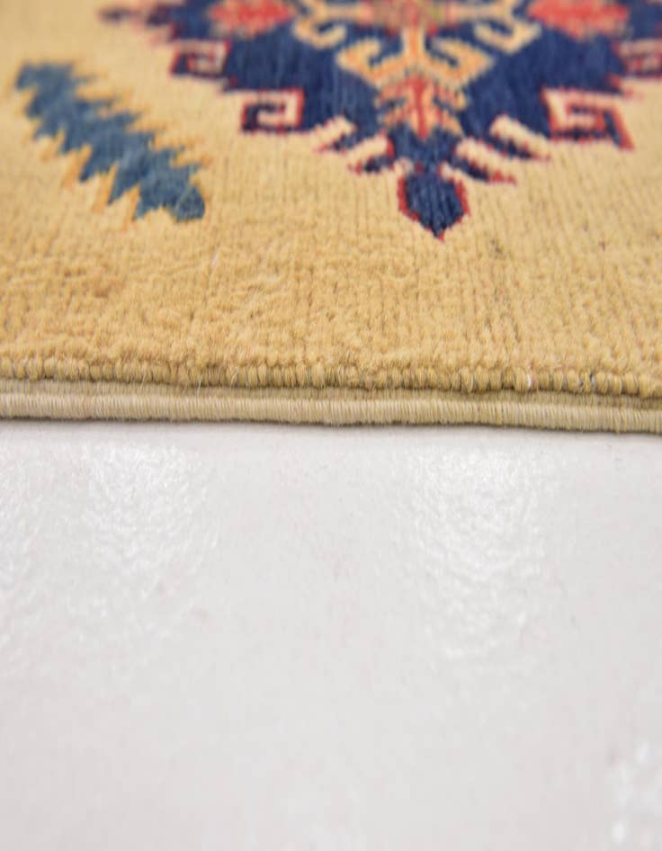 Detail image of 6' 9 x 8' 7  Hand Knotted Kazak Rug