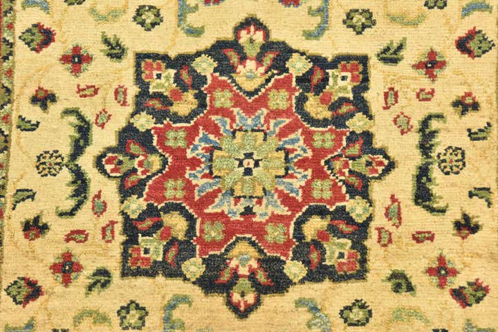 2' 6 x 3' 10 Hand Knotted Kazak Rug