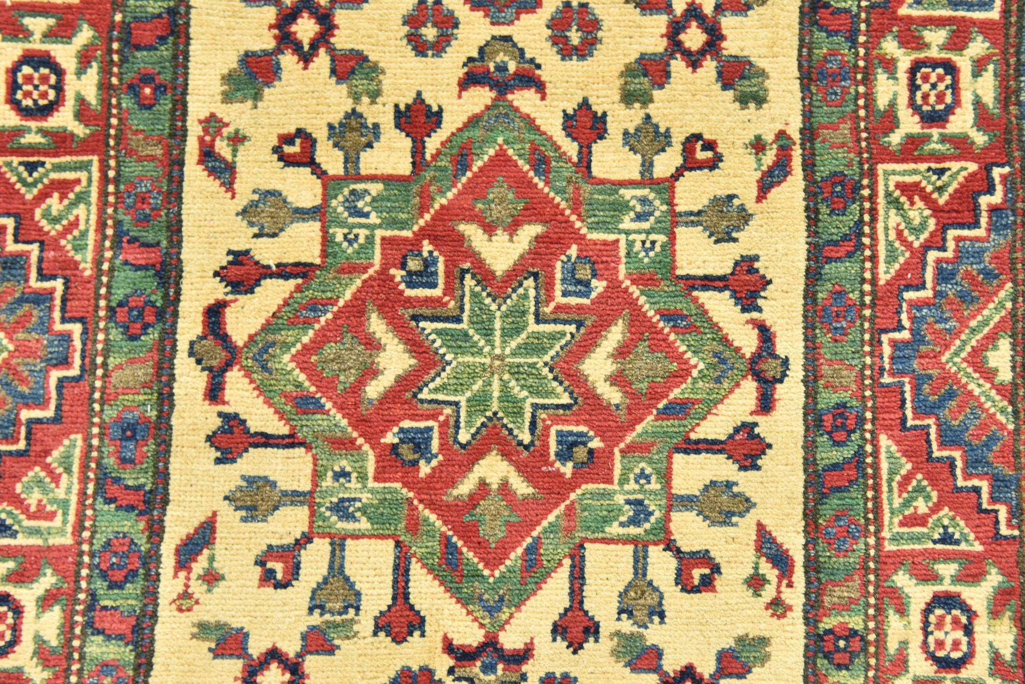 2' 9 x 4' 2 Hand Knotted Kazak Rug