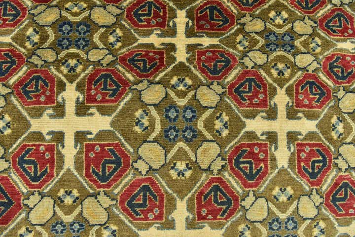 6' 9 x 9' 9 Hand Knotted Kazak Rug