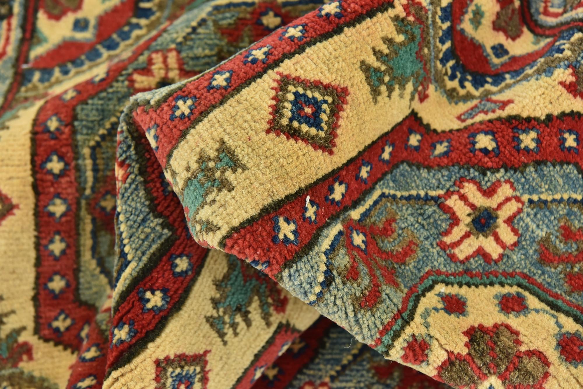 6' x 9' Hand Knotted Kazak Rug