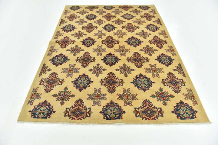 5' 9 x 8' Hand Knotted Kazak Rug