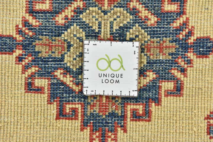 5' 9 x 8' Hand Knotted Kazak Rug