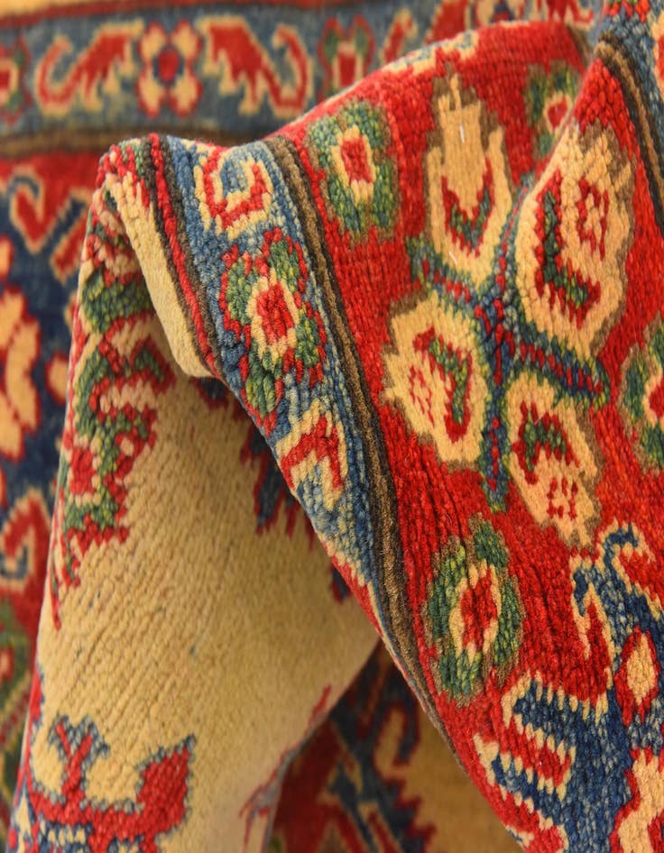 Detail image of 5' 11 x 8' 10  Hand Knotted Kazak Rug