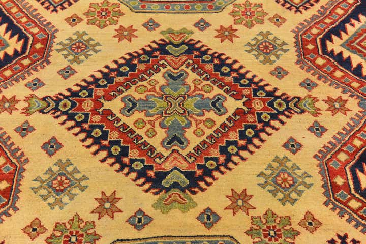 6' 1 x 9' 7 Hand Knotted Kazak Rug