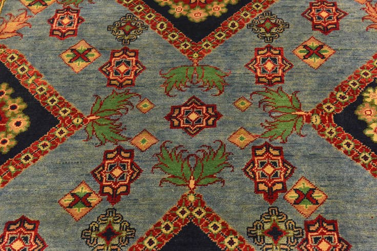 Detail image of 6' 8 x 9' 11 Hand Knotted Kazak Rug