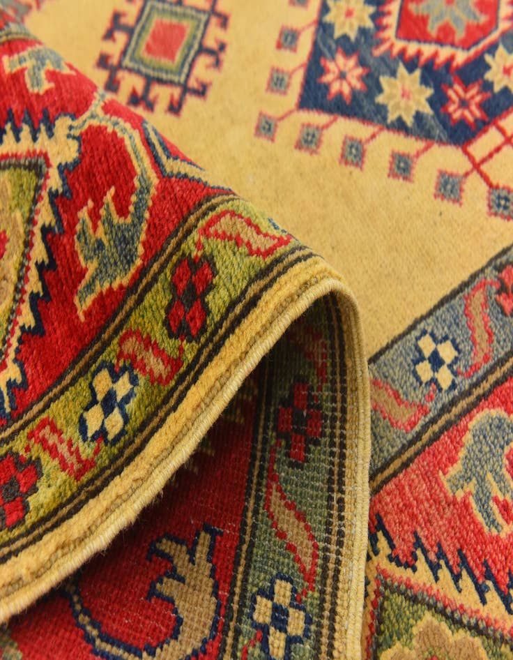 Detail image of 6' 7 x 9' 8  Hand Knotted Kazak Rug