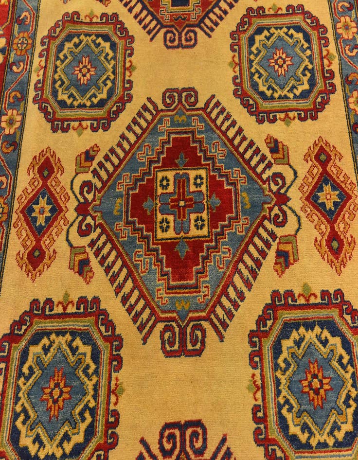 Detail image of 6' 4 x 9' 7  Hand Knotted Kazak Rug