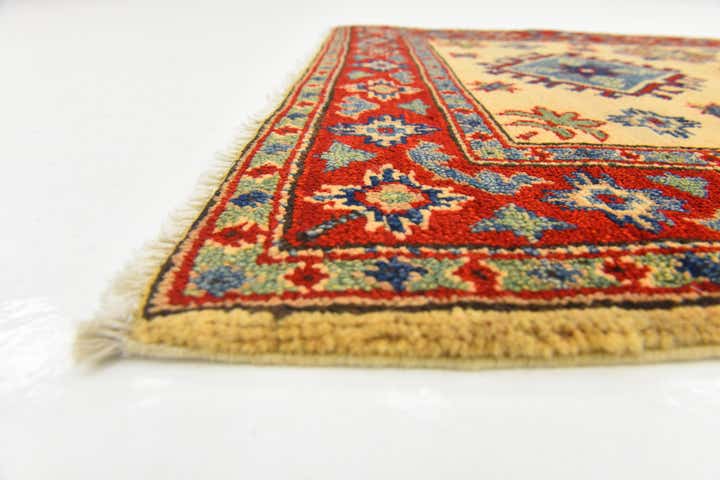2' 8 x 4' Hand Knotted Kazak Rug