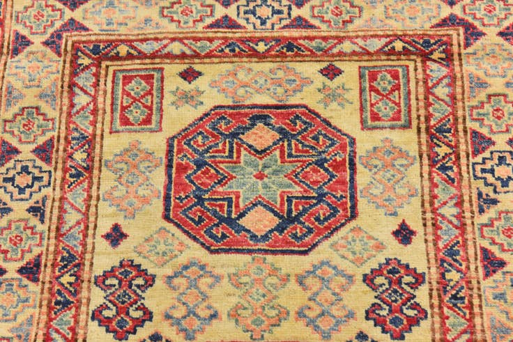 Detail image of 2' 7 x 4' 1 Hand Knotted Kazak Oriental Rug