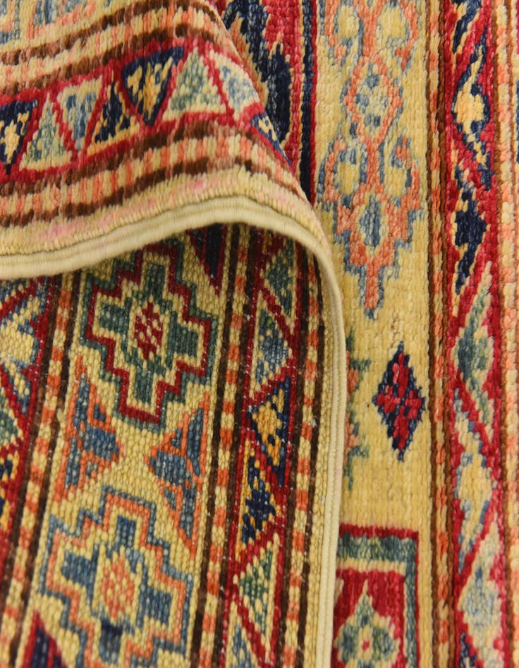 Detail image of 2' 7 x 4' 1  Hand Knotted Kazak Oriental Rug