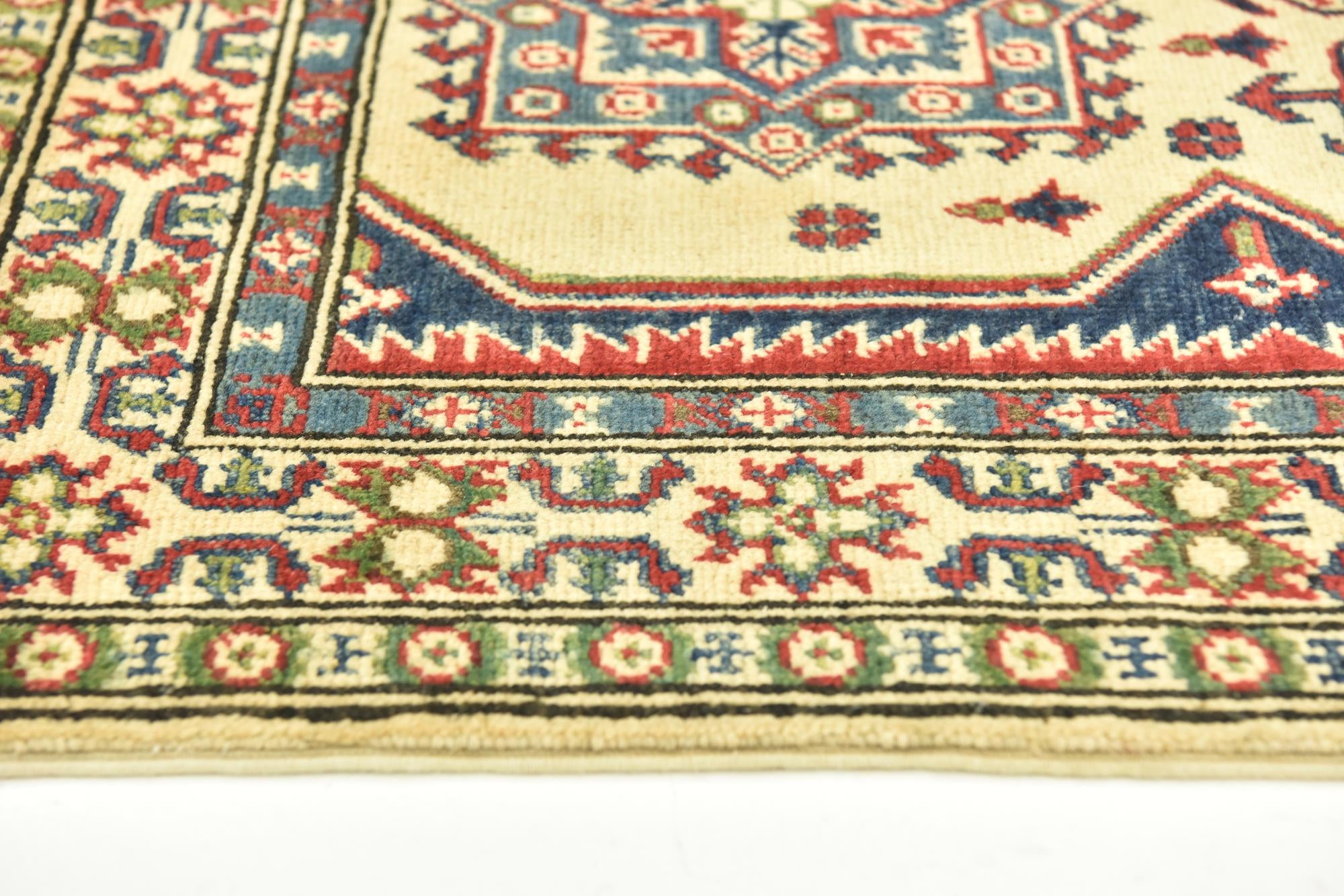 2' 8 x 4' 5 Hand Knotted Kazak Rug